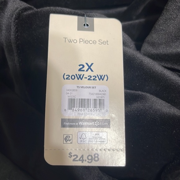 Two piece set - Picture 3 of 3